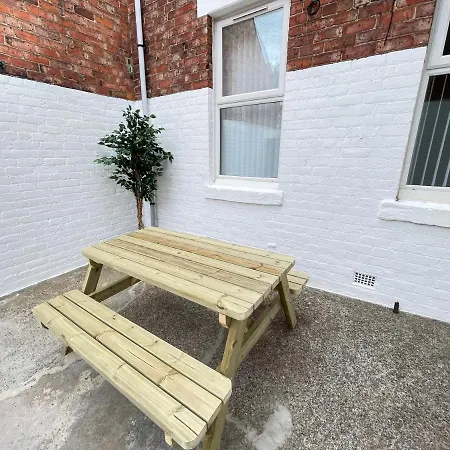 Belford Apartment, Close To Tynemouth Exterior photo